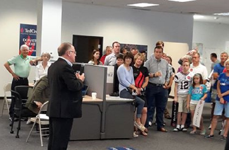 Trevor Loudon speaking at the opening of Ted Cruz's campaign office in Des Moines, Iowa