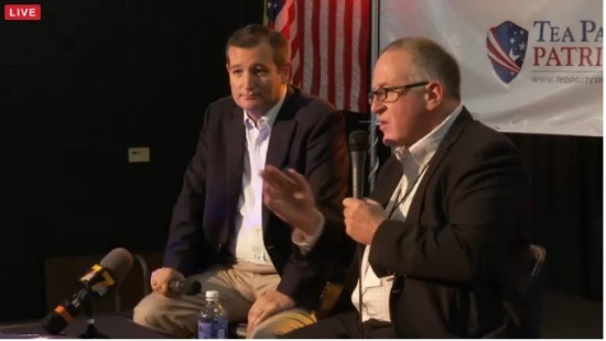 Ted Cruz onstage with Trevor Loudon via Breitbart [screenshot]